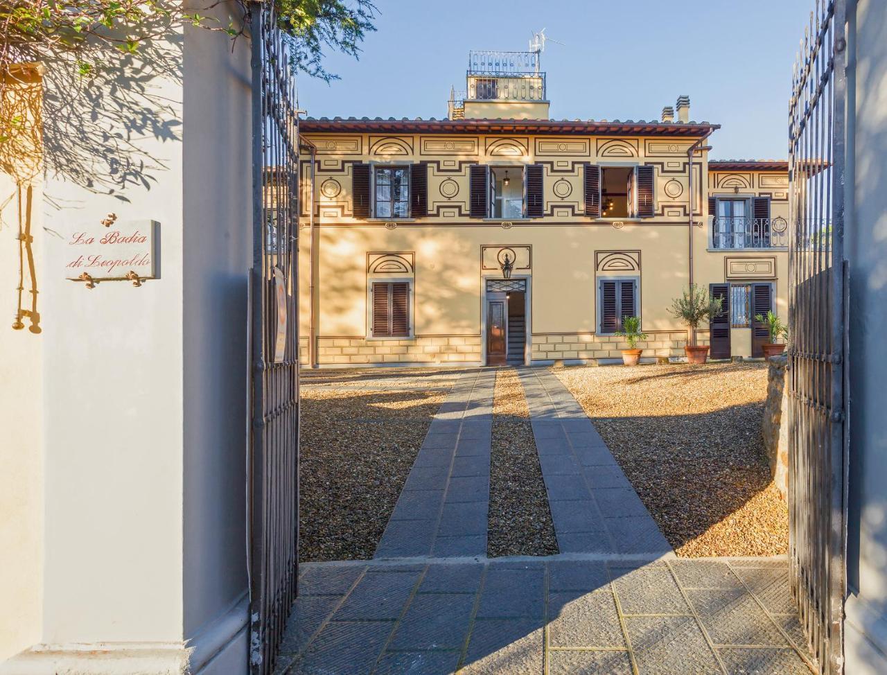 La Badia Di Leopoldo Villa Florens Exteriör bild
