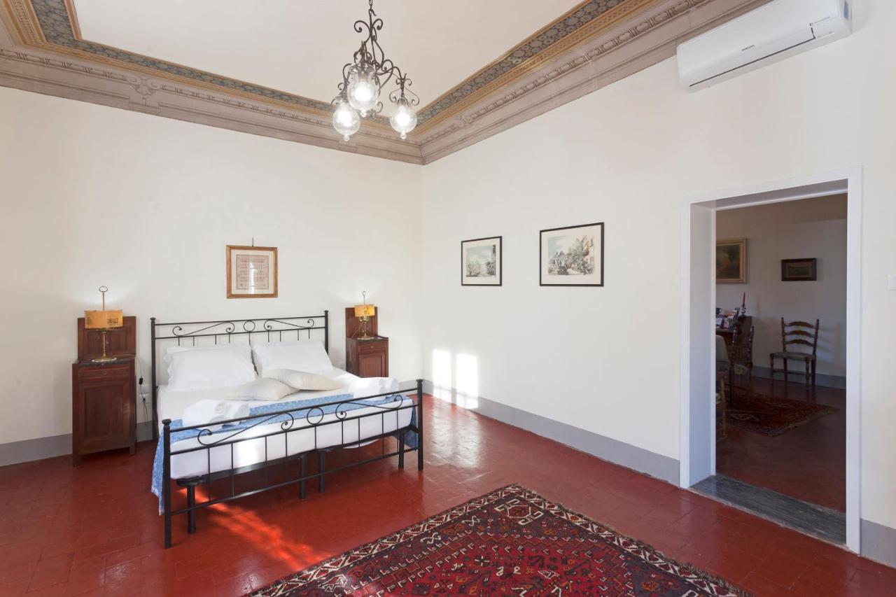 La Badia Di Leopoldo Villa Florens Exteriör bild